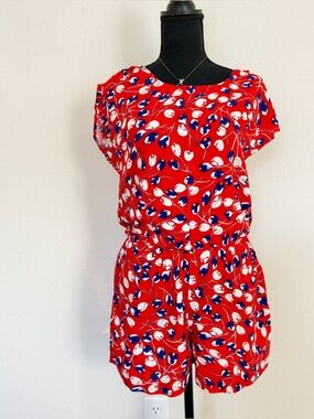 Forever 21 Red Floral Print Short Sleeve Romper